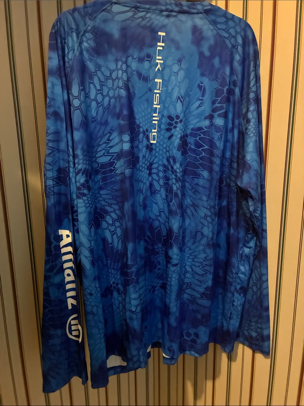 Huk Men's Blue Performance Swim Rash Guard - Kryptek Pattern - Picture 5 of 8